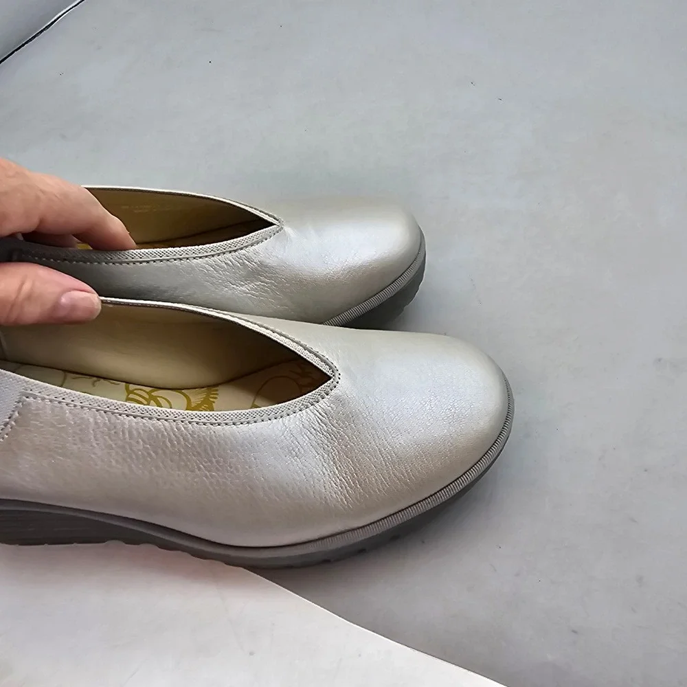 Fly London Yoni Metallic Silver Leather Wedge Pump Slip On Shoes EU 39 501438013